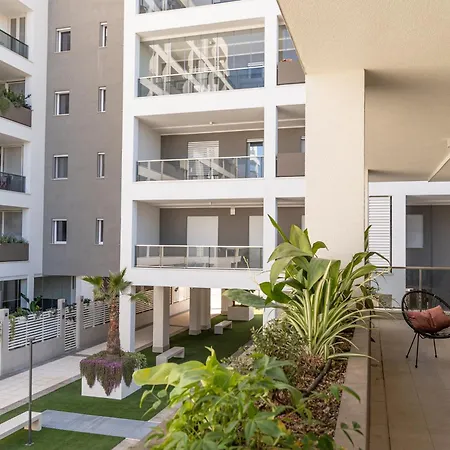Apartment Am156 239 Modern Urban With Terrace & Wifi